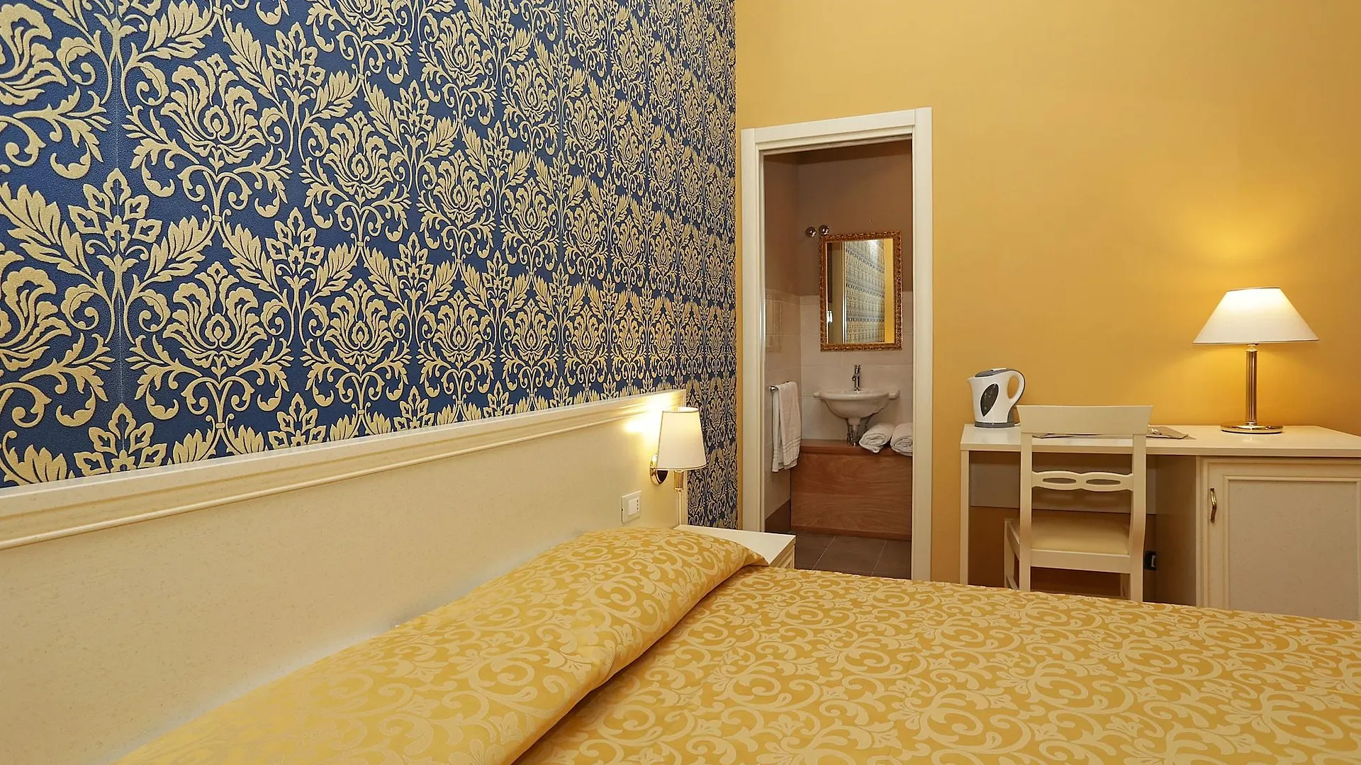 Dg Prestige Room Rome 2*,